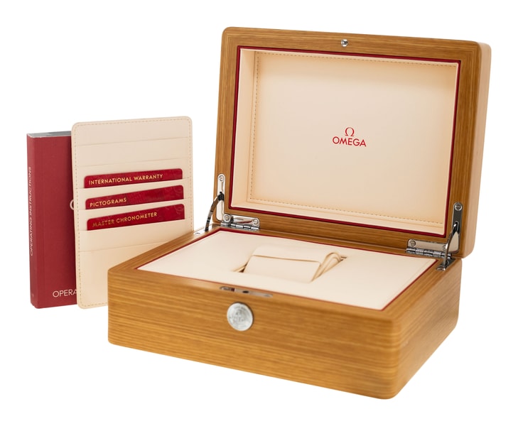 Omega Planet Ocean 215.30.44.21.04.001